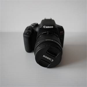 Canon Rebel EOS T7 - Excellent Condition